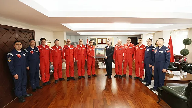 Türk Yıldızları 19 Mayıs'ta Samsun semalarında nefes kesecek