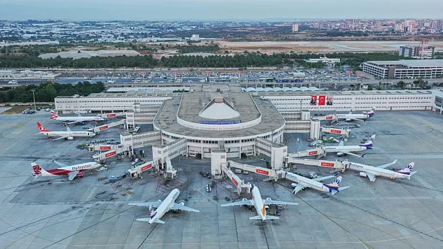 Türkiye'de 9 ayda 193,1 milyon yolcu hava yolunu tercih etti