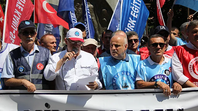 Türkiye Kamu-Sen'den Samsun'da 1 Günlük İş Bırakma Eylemi