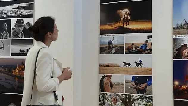 TÜRKSOY 20. Yıl Fotoğraf Sergisi Budapeşte'de kapılarını açtı