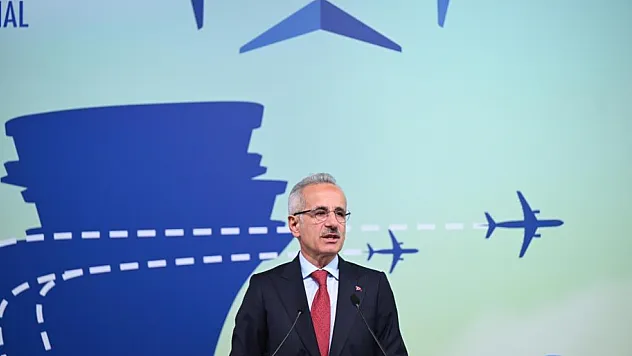 'Uçuş Rehberim' ile havalimanları cebe sığdı