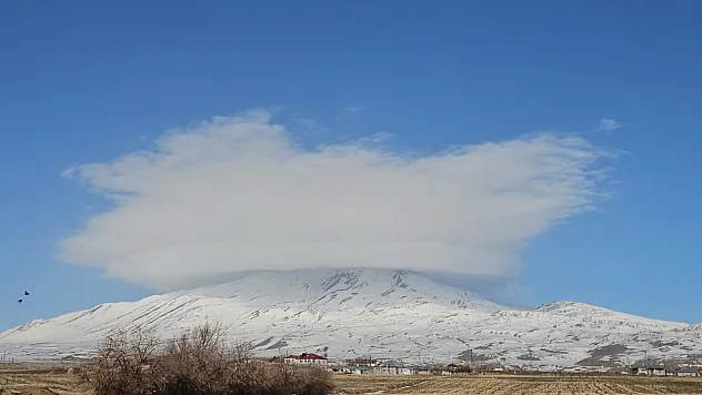 Ufo bulutları semada