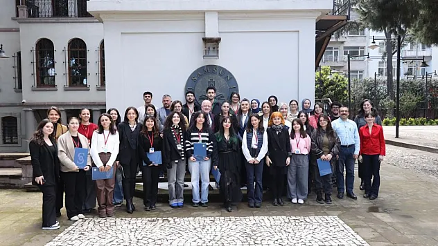 Üniversitede CREATHON Sosyal Girişim Fikirleri Geliştirme Programı tamamlandı