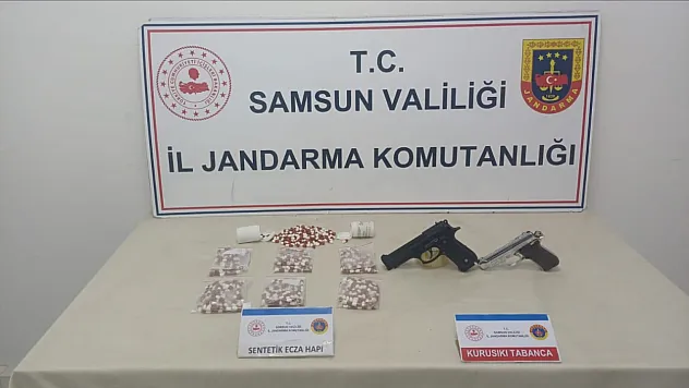 Uyuşturucu operasyonunda 1046 sentetik ecza ele geçirildi
