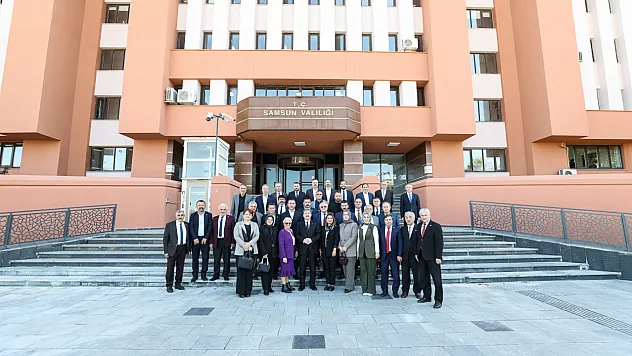 Vali Tavlı muhtarlarla bir araya geldi