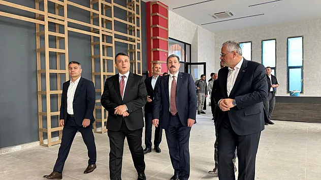 Vali Tavlı ve Başkan Doğan Bafra Millet Bahçesi'nde