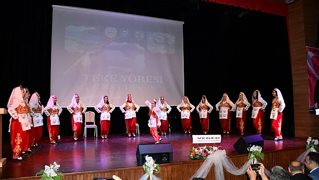 Vezirköprü'de halk oyunları coşkusu yaşandı