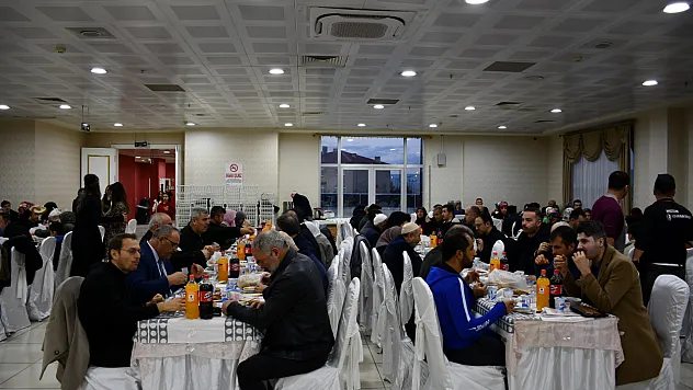 Vezirköprü'de İlk İftar Şehit Aileleri ve Gazilerle yapıldı