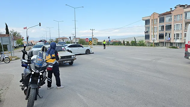 Vezirköprü'de Kaza! Motosiklet Sürücüsü Yaralandı