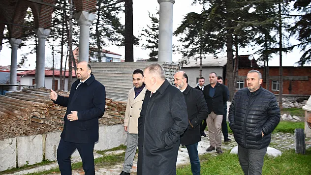 Vezirköprü'de Vakıflara Ait Tarihi Yapılar Restore Ediliyor