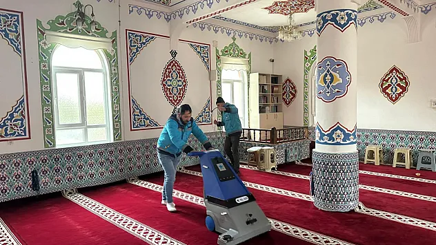 Vezirköprü'nün camileri ramazan ayına hazırlanıyor