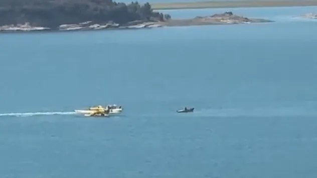 Yangın söndürme uçağı düştü