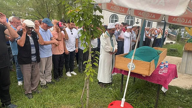 Yayladaki silahlı kavgada hayatını kaybeden karı kocanın cenazesi defnedildi
