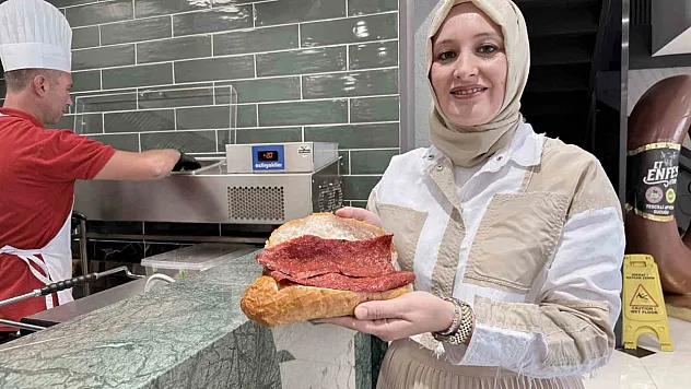 Yeni gözde sucuk döner