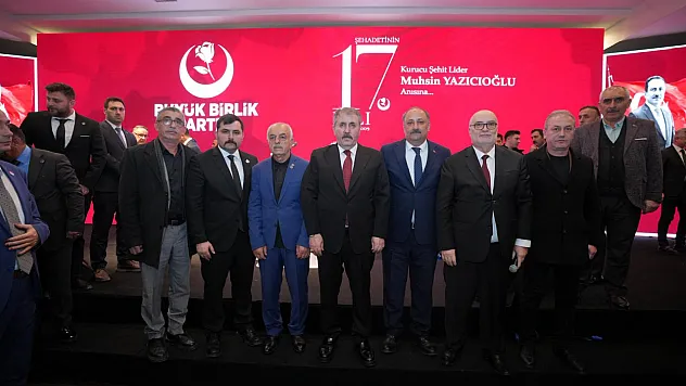Yeniden Refah'ta bir meclis üyesi daha istifa etti