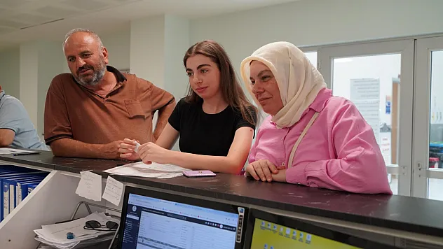 Yıllar sonra öğrenci oldular