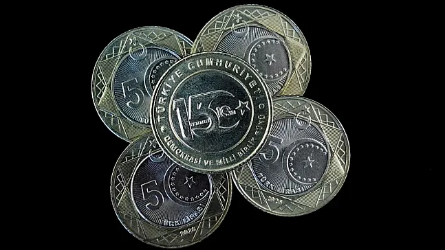 15 Temmuz'un 10. yılına özel hatıra 5 lira basıldı