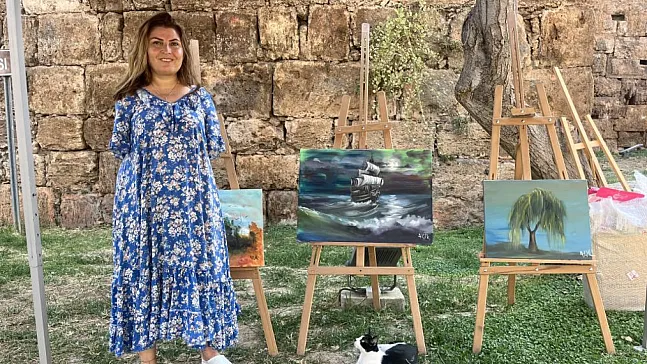 Ayaklarıyla hayata tutundu, eserleri sınırları aştı