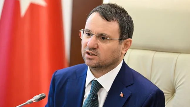 Bakan Gürlek, Kızılay'a 150 bin lira bağışladı