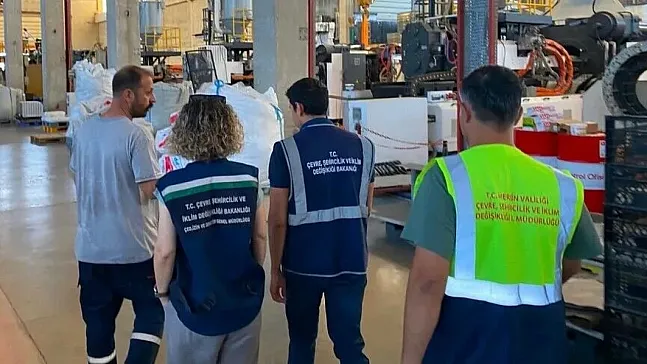 Denizi kirleten 23 tesise 47,5 milyon lira ceza: Bakanlıktan Akdeniz'dedenetim