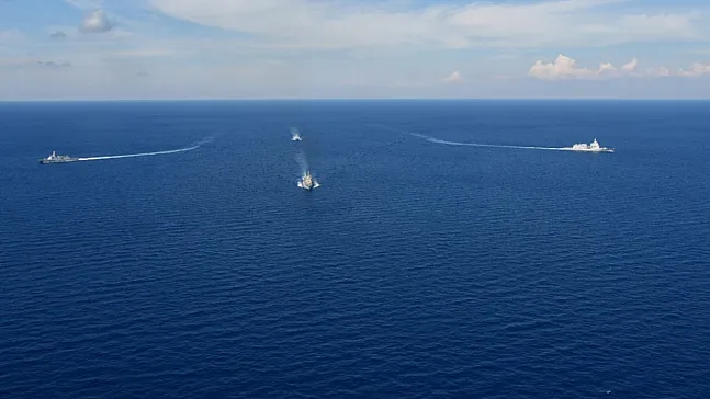 TCG Burgazada korveti NATO Daimî Deniz Görev Grubu-2'ye katıldı