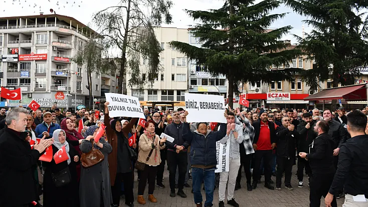 Evci Mahallesi sakinlerinden idari yapı değişikliğine tepki