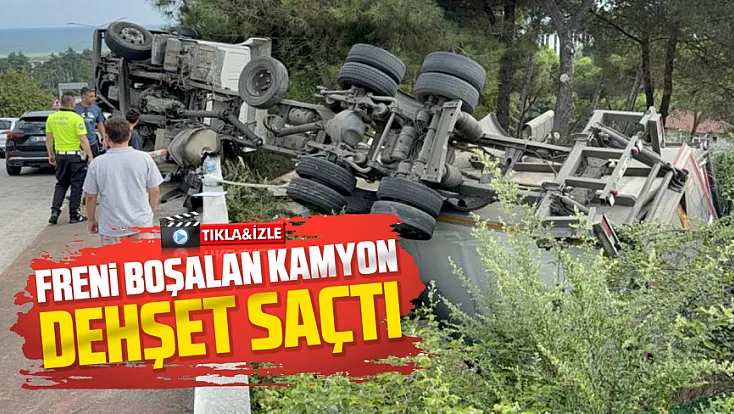 Freni tutmayan kamyon bahçeye devrildi: Sürücü kazayı yara almadan atlattı