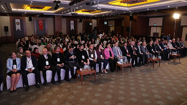 HAK-İŞ Türkiye Kadın buluşması Samsun’da gerçekleşti