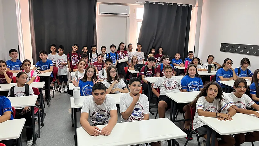 212 ikizin mezun olduğu okulda yeni eğitim yılı 27 çift ikizle başladı