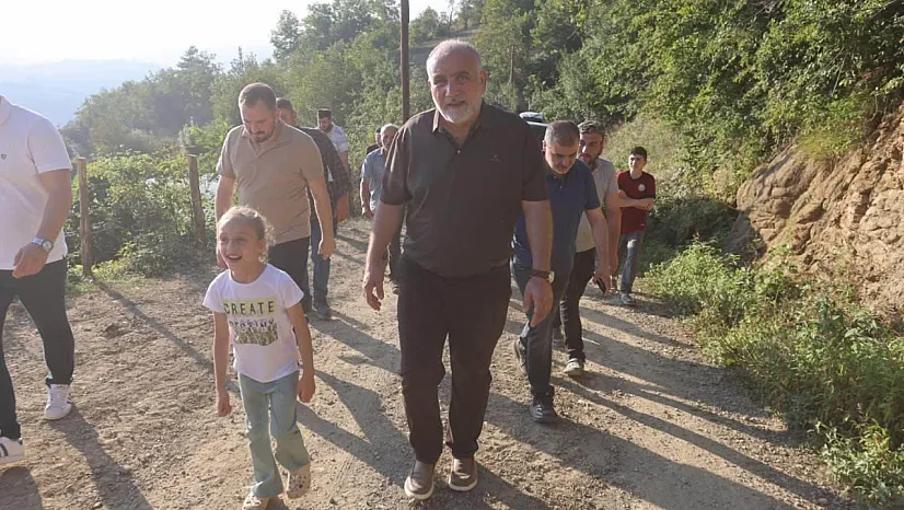 8 yaşındaki Aysima istedi, Canik Belediye Başkanı İbrahim Sandıkçı yolu 2 günde yaptı