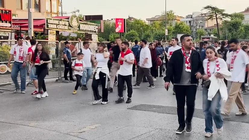 A Milli Futbol Takımı'nın Kuzey Makedonya ile oynadığı maça ilgi yoğun