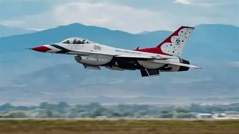 ABD'de F-16 paniği! Savaş uçağı düştü