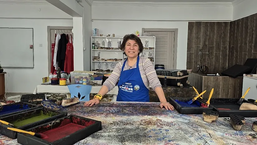 Baskı sanatını yerinde öğrenmek için Tokat'a geldi