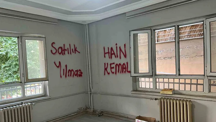 CHP İl Başkalığının tahrip edildiği ortaya çıktı