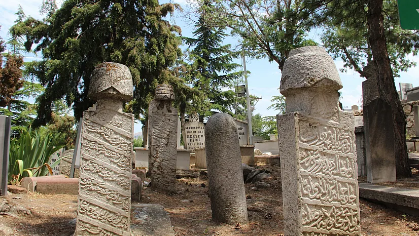 Çorum'daki tarihi mezar taşları ve kitabeler dijital ortama aktarılacak
