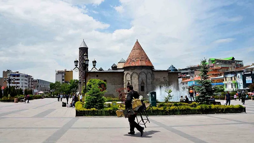 Erzurum'da göçün en büyük nedenleri aile ve eğitim