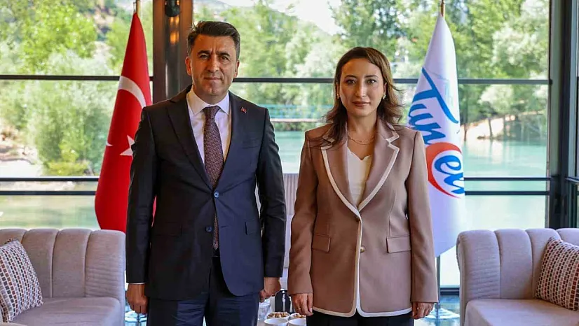 O ilin ilk kadın kaymakamı göreve başladı