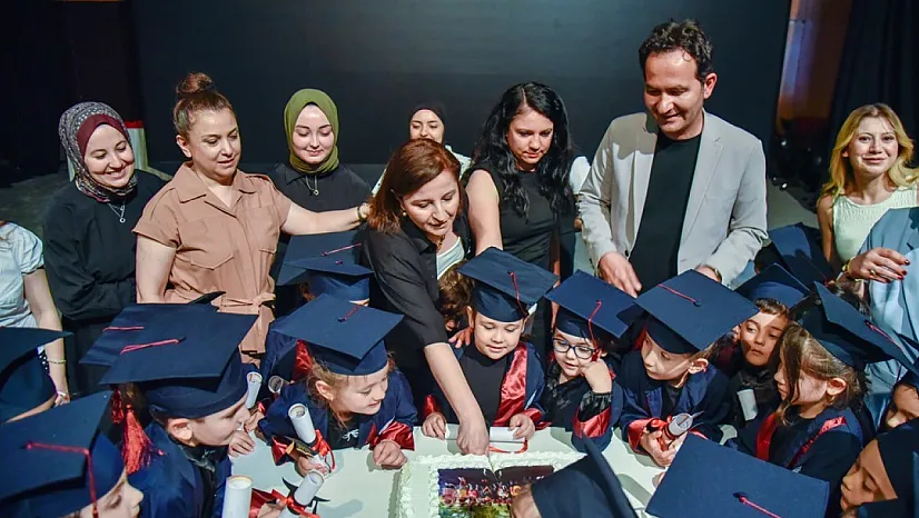 OMÜ'nün minik öğrencileri ilkokul yolculuğuna uğurlandı