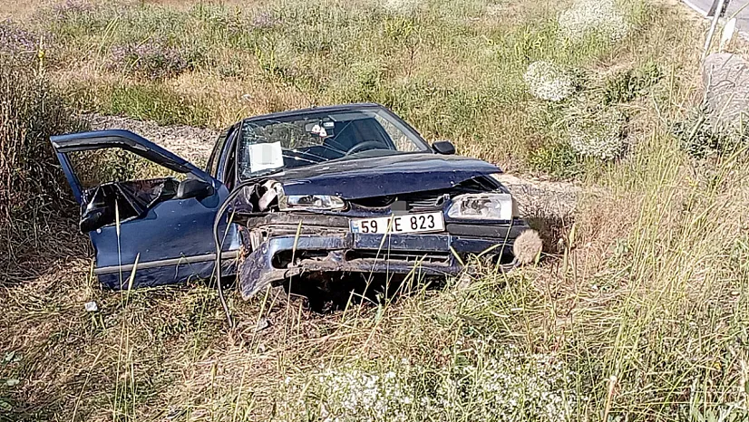 Otomobil şarampole uçtu:1 ölü  1 yaralı