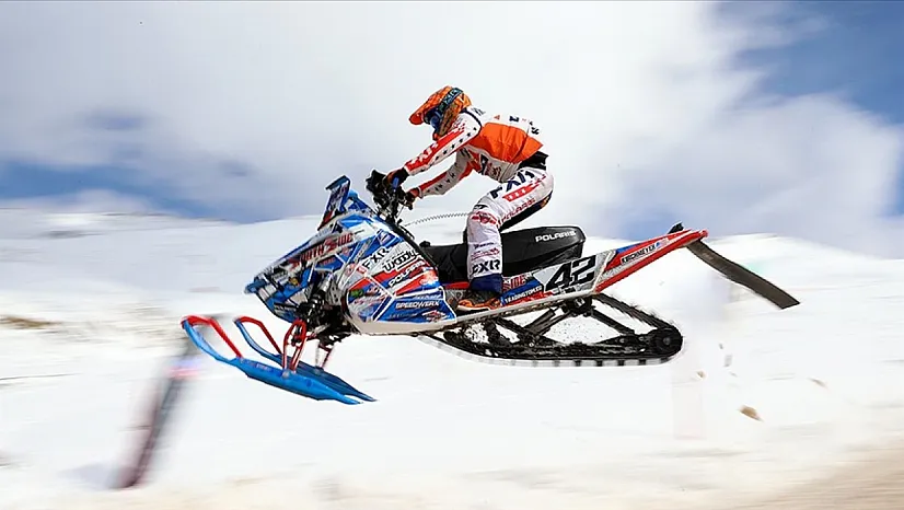 Rize'de Dünya Kar Motosikleti heyecanı