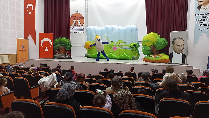 Samsun Büyükşehir'den Havza'da çocuklara özel tiyatro jesti: Kaptan Pengu sahnede