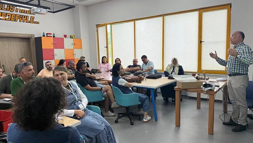 Samsun'da Öğretmenlere Metaverse eğitimi!