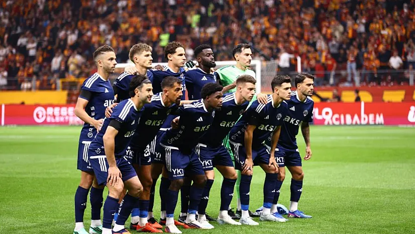 Süper Lig'de yenilgisiz takım kalmadı! Kasımpaşa'nın serisi Galatasaray deplasmanında bitti