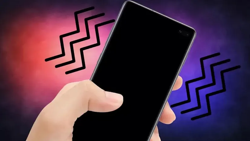 Telefonun titremediği halde bakıyorsan yalnız değilsin