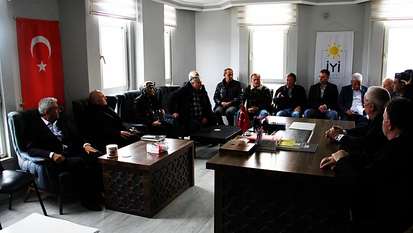 Usta Partililerle Bir Araya Geldi