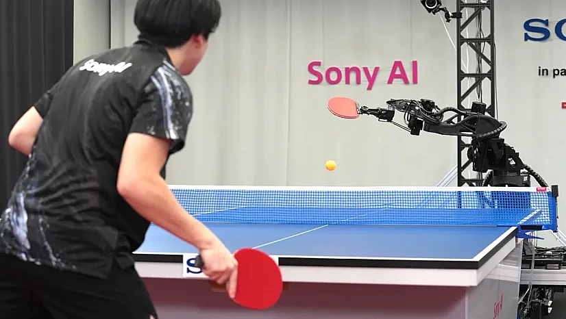 Yapay zekalı masa tenisi robotu 'Ace' elit oyuncuları geride bıraktı