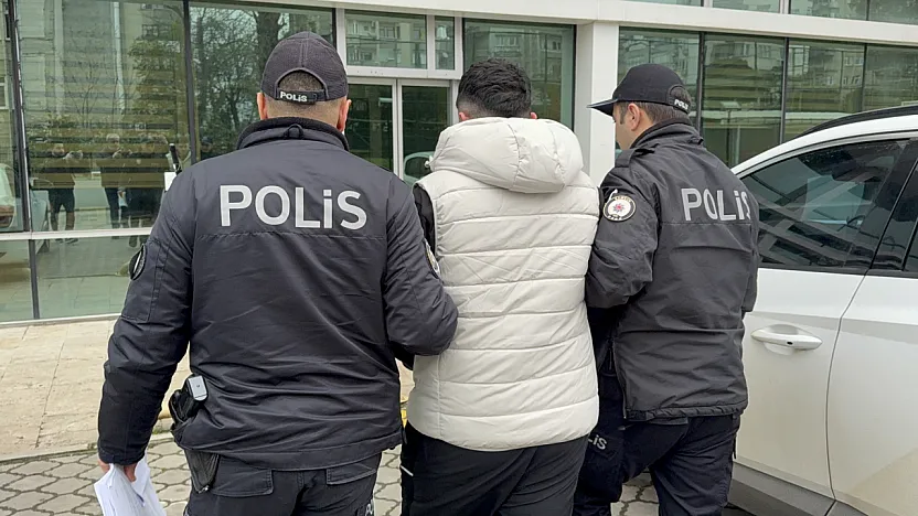 Trabzonspor'un otobüsünü taşlayanlar gözaltında: 4'ü çocuk