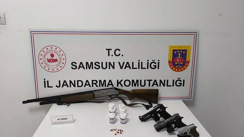 Uyuşturucu Hap ve Ruhsatsız Silah Ele Geçirildi!