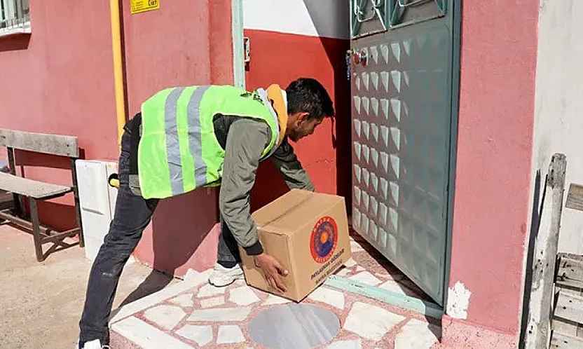 Bafra'da ihtiyaç sahiplerine nakdi destek