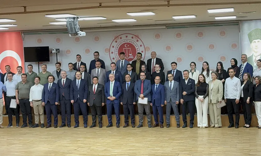 Başsavcı Kılıç ve adliyeden ayrılan yargı mensuplarına veda